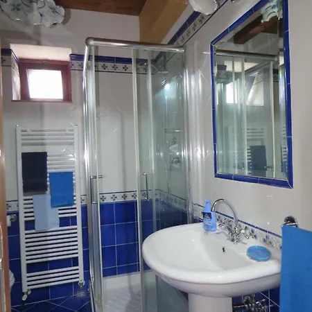 Semesterbostad La Casetta Sotto Ai Crivi *