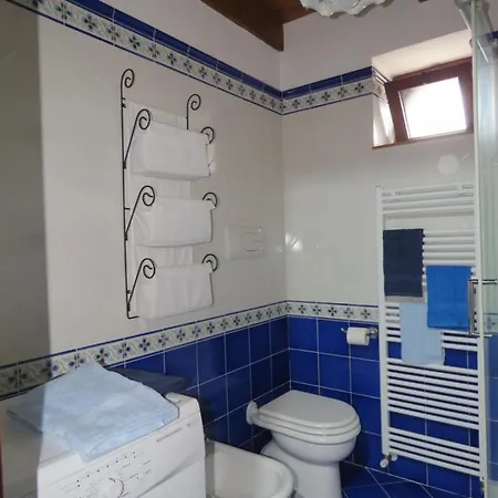 Semesterbostad La Casetta Sotto Ai Crivi *